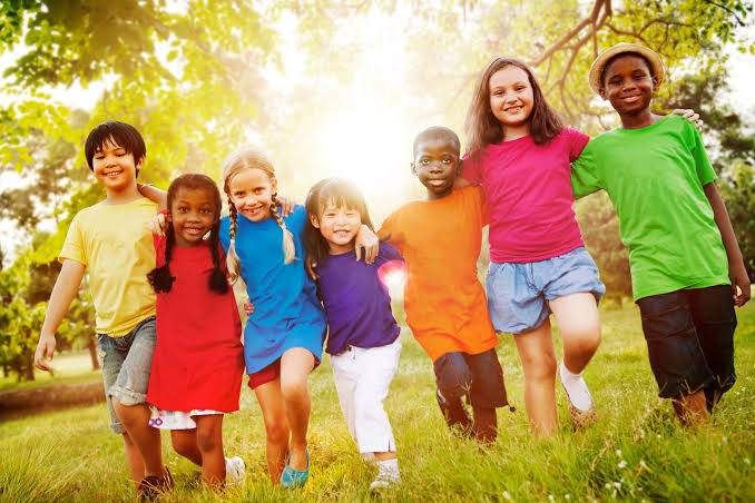 Feliz Dia das Crianças e Viva N S de Aparecida