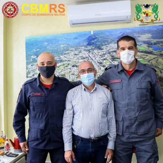 O Corpo de Bombeiros Militar do Rio Grande do Sul - CBMRS - realizou uma reunião  com o prefeito Marcos André Aguzzolli - Município de São Francisco de Paula.