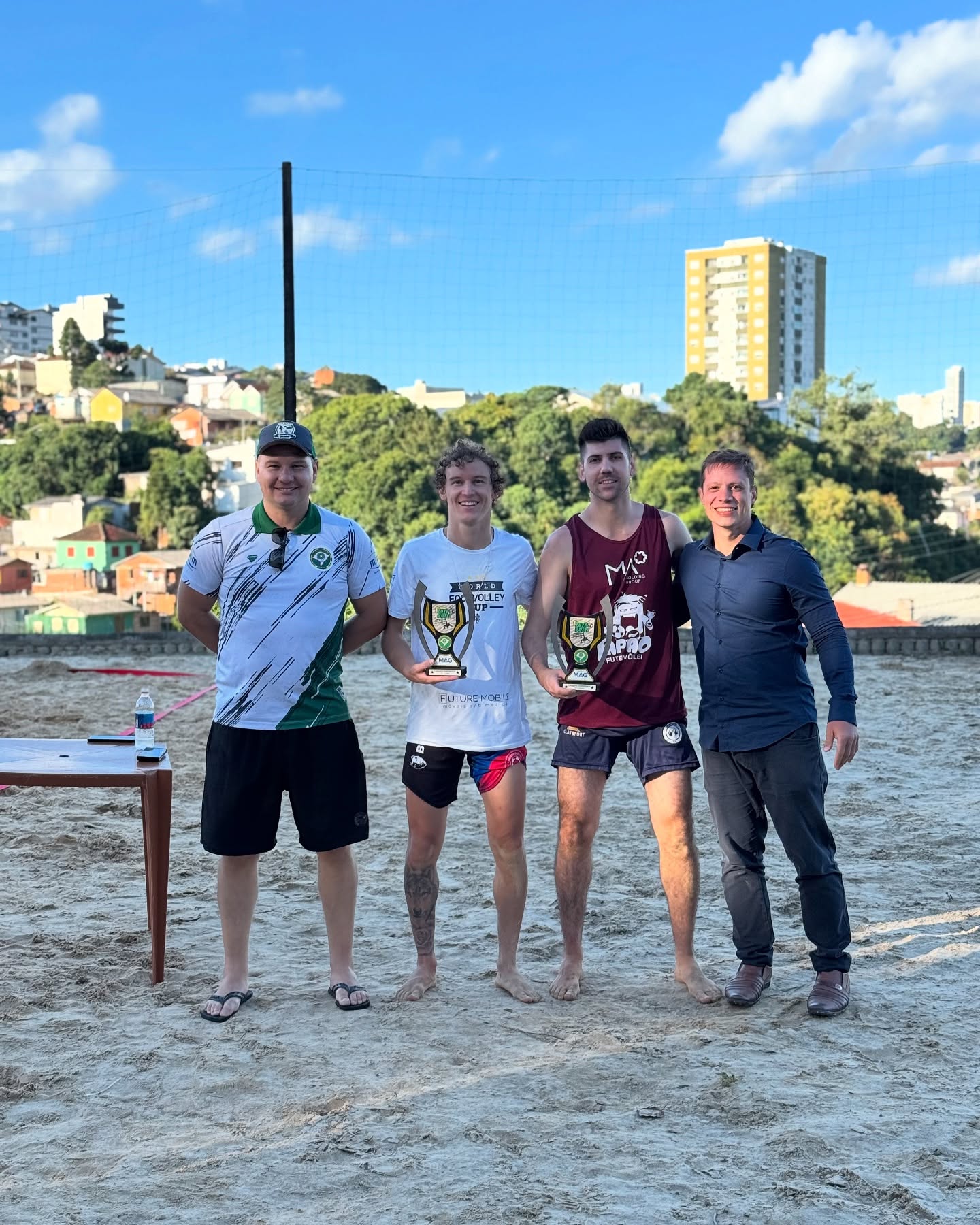 Os competidores mostraram habilidade e determinação em cada partida, elevando o nível do jogo e garantindo momentos de pura adrenalina e alegria.