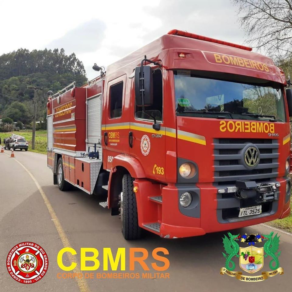 O Corpo de Bombeiros Militar do Rio Grande do Sul, atendeu a uma ocorrência de acidente veicular em Boa Vista.